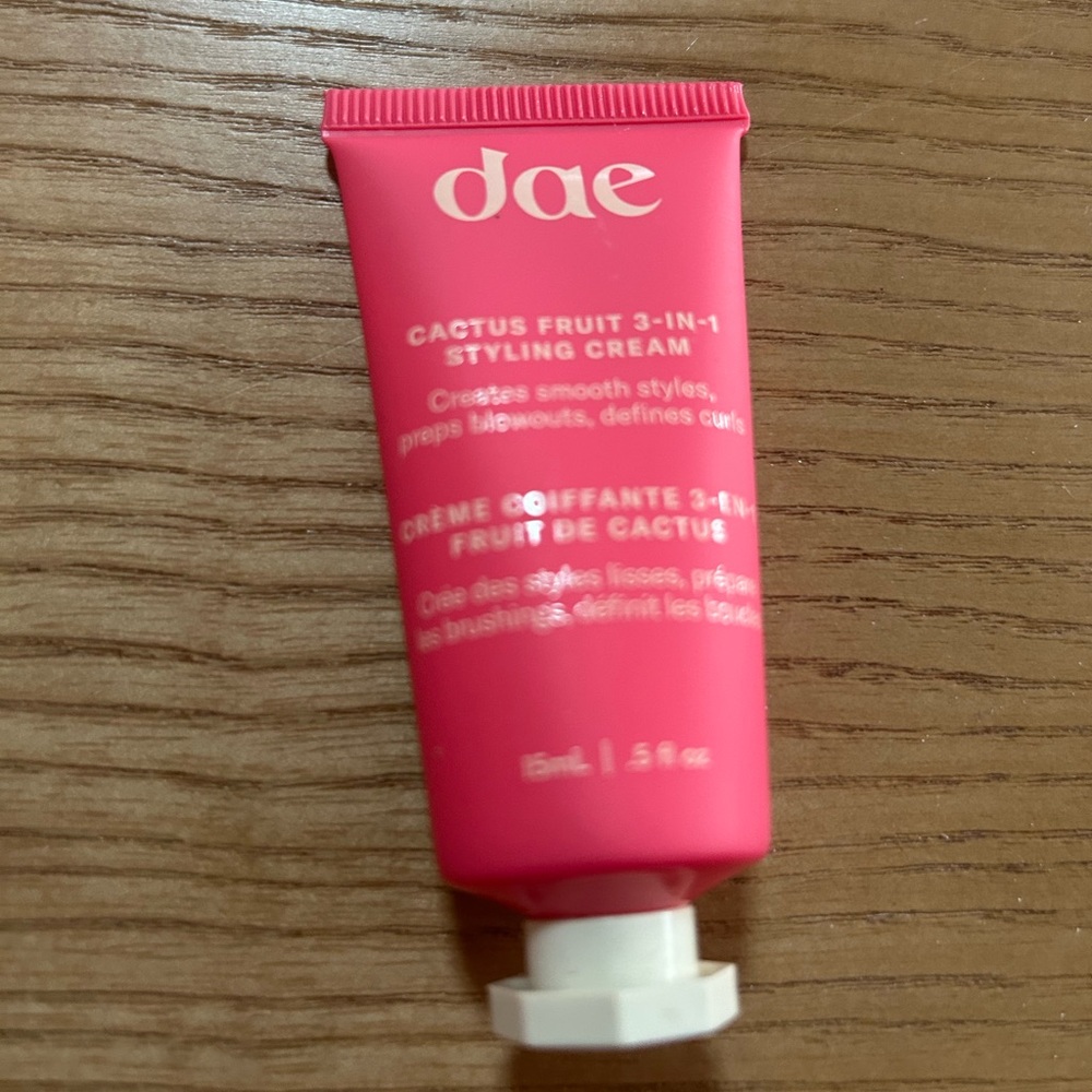 Dae Cactus Fruit 3-in-1 Styling Cream